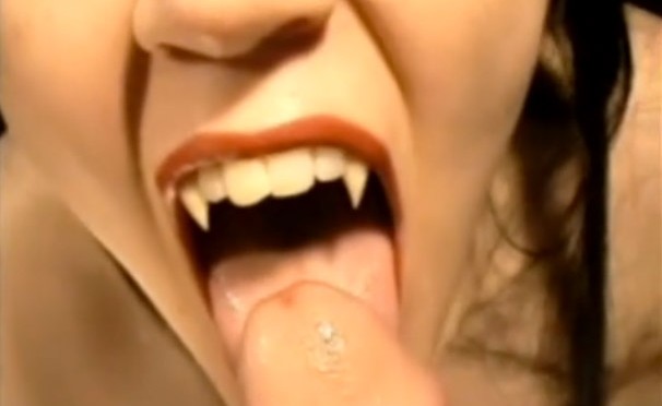 vampire-blowjob